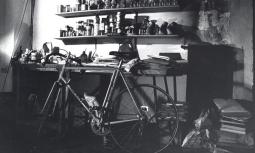 Lo studio in via Santa Giulia (Foto Zandano)